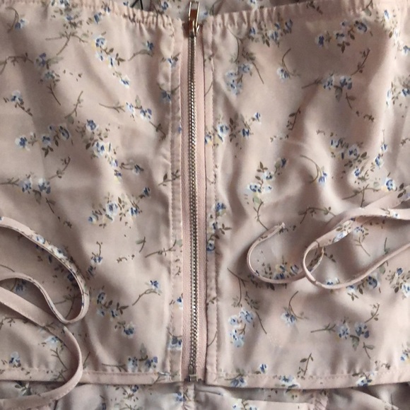 Pretty Little Thing Floral Crop Too NWT Size 16 - Picture 2 of 5